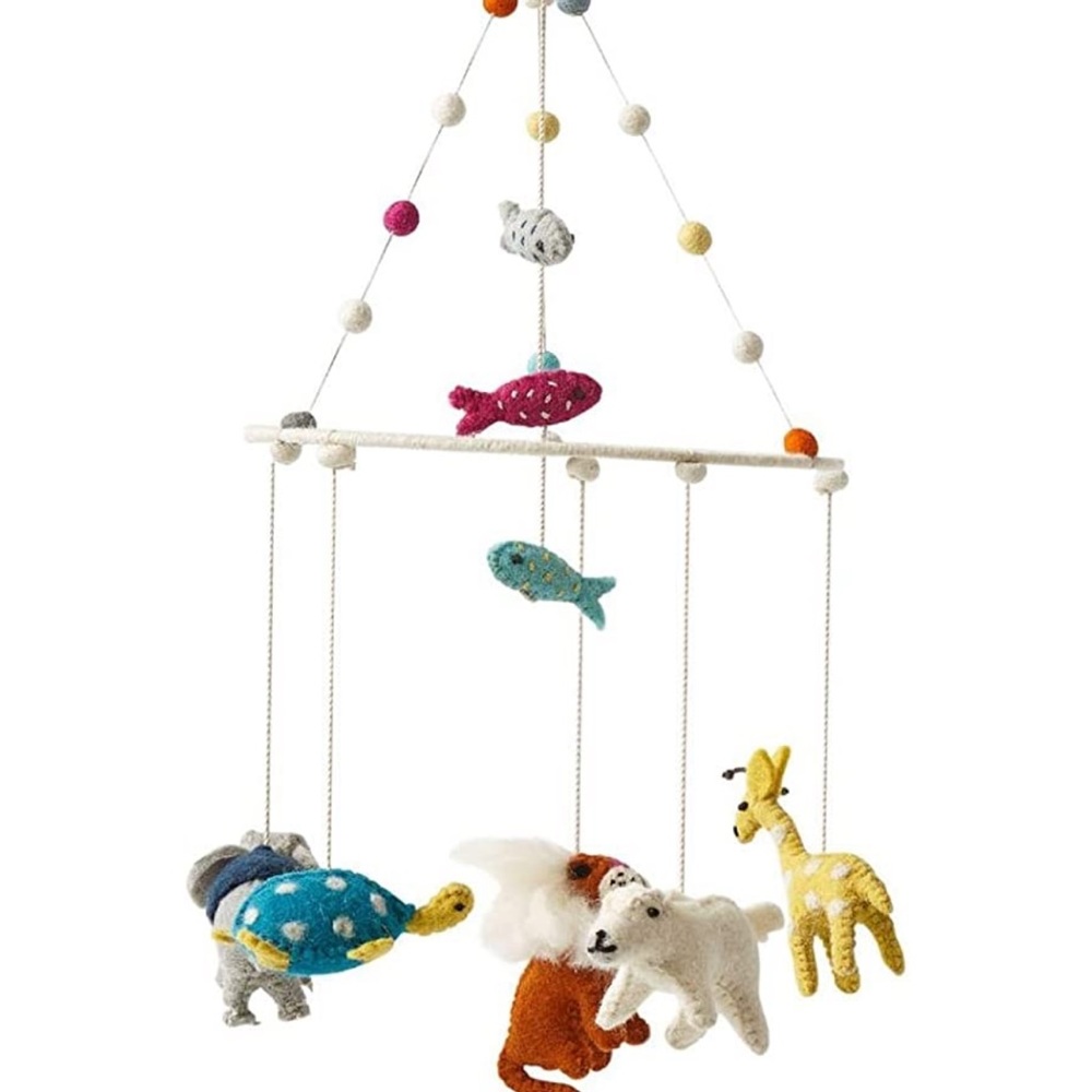 Petit Pehr Noah’s Ark baby mobile